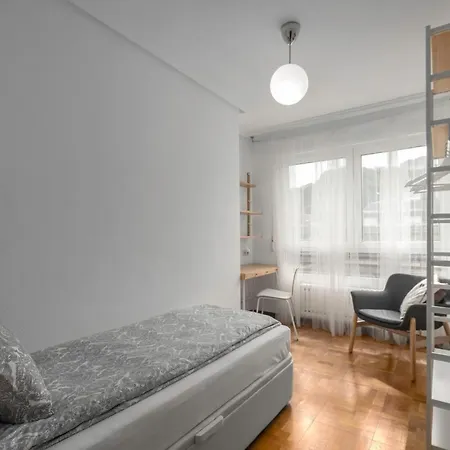 Apartamento Muy Comodo Con Parking *